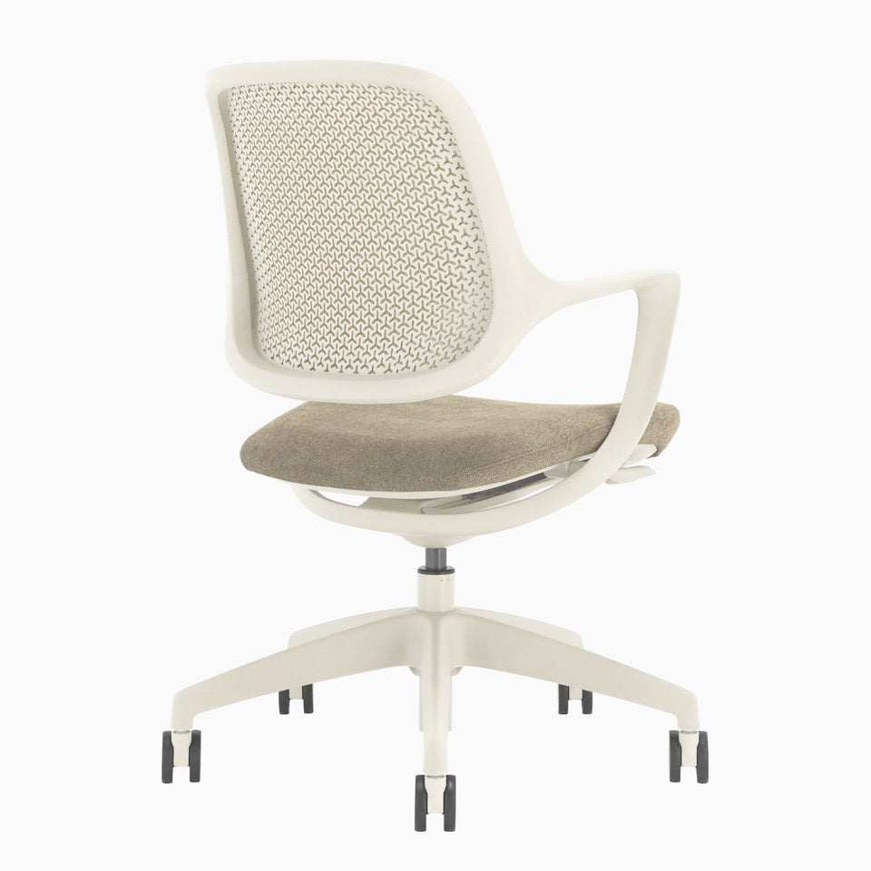 Desky Evoque Low Back Office Chair